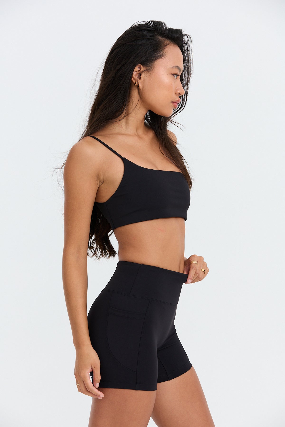 One Shoulder Sports Bra - Black