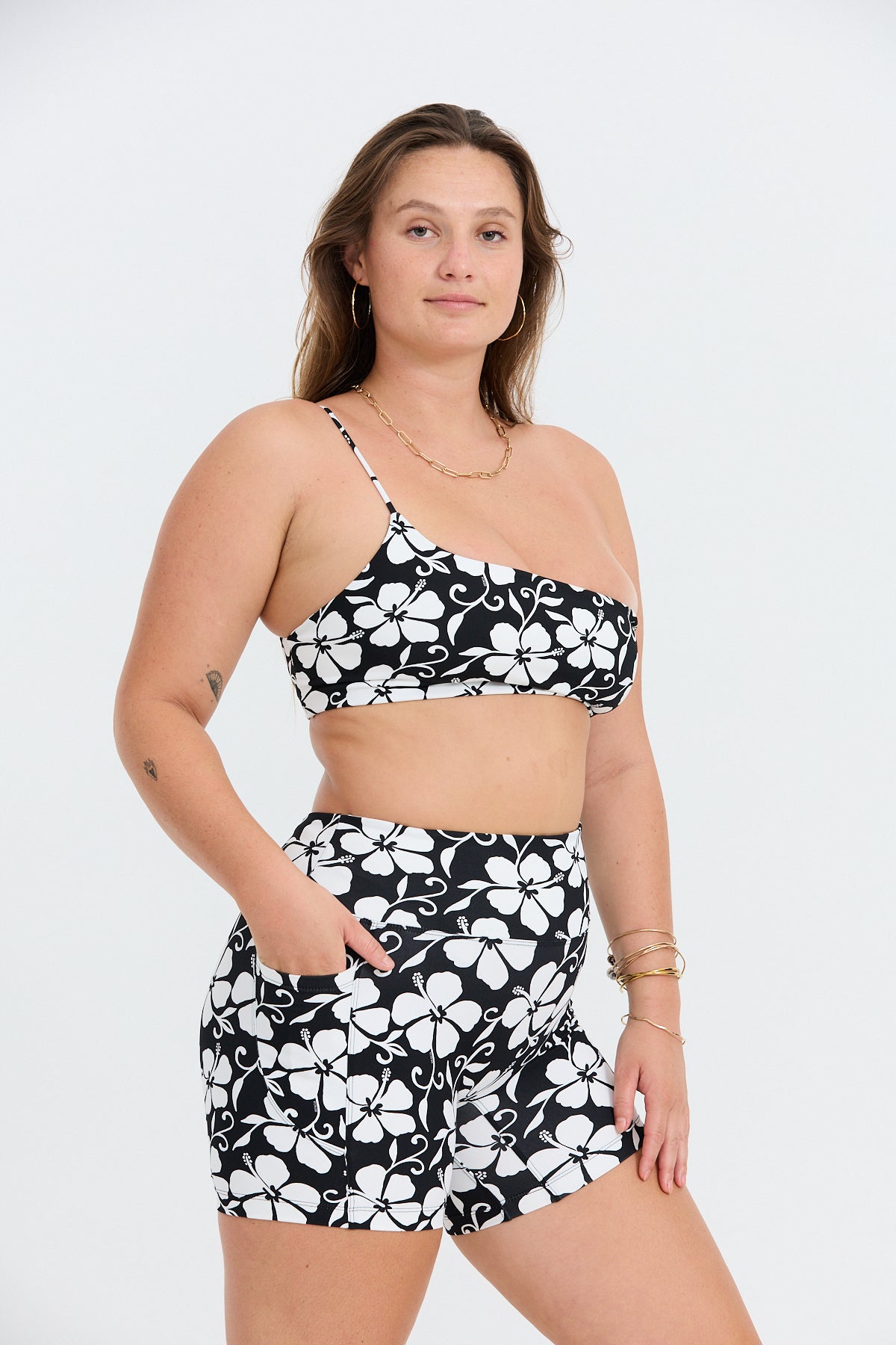 One Shoulder Sports Bra - Pupukea Black