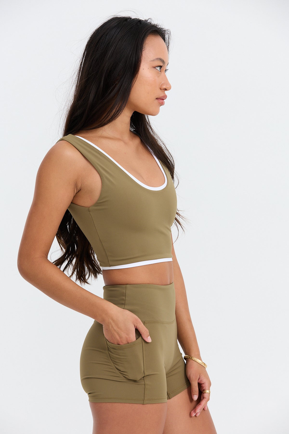 Layered Active Tank - Khaki